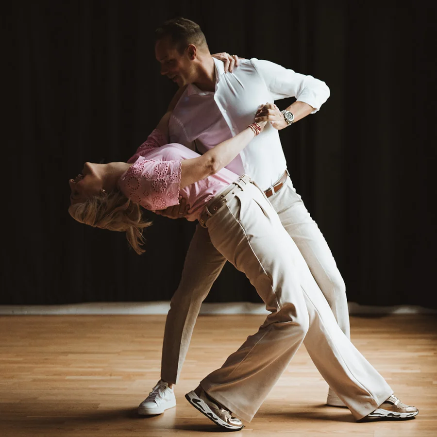 Dansstudio Almere - Over ons - Dansleraar Paul en Cynthia