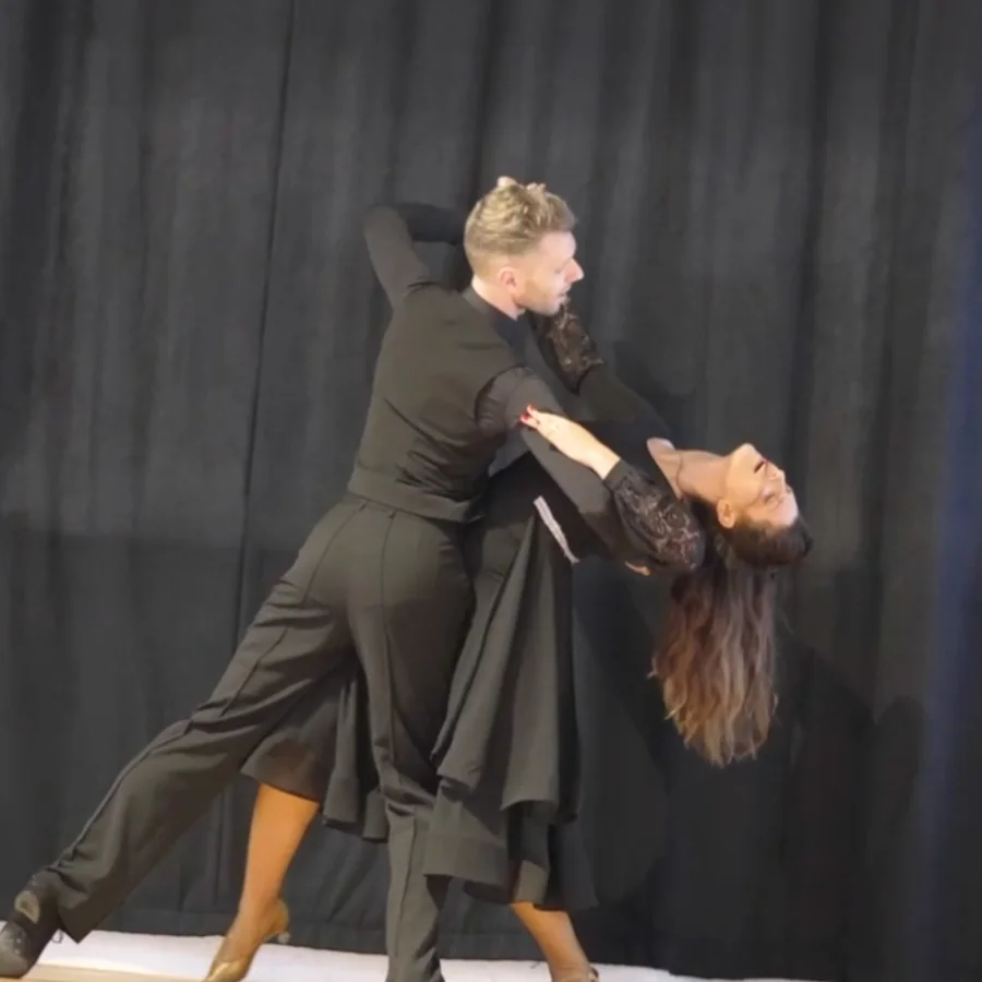 Dansstudio Almere - Dansles - Wedstrijdtraining Ballroom